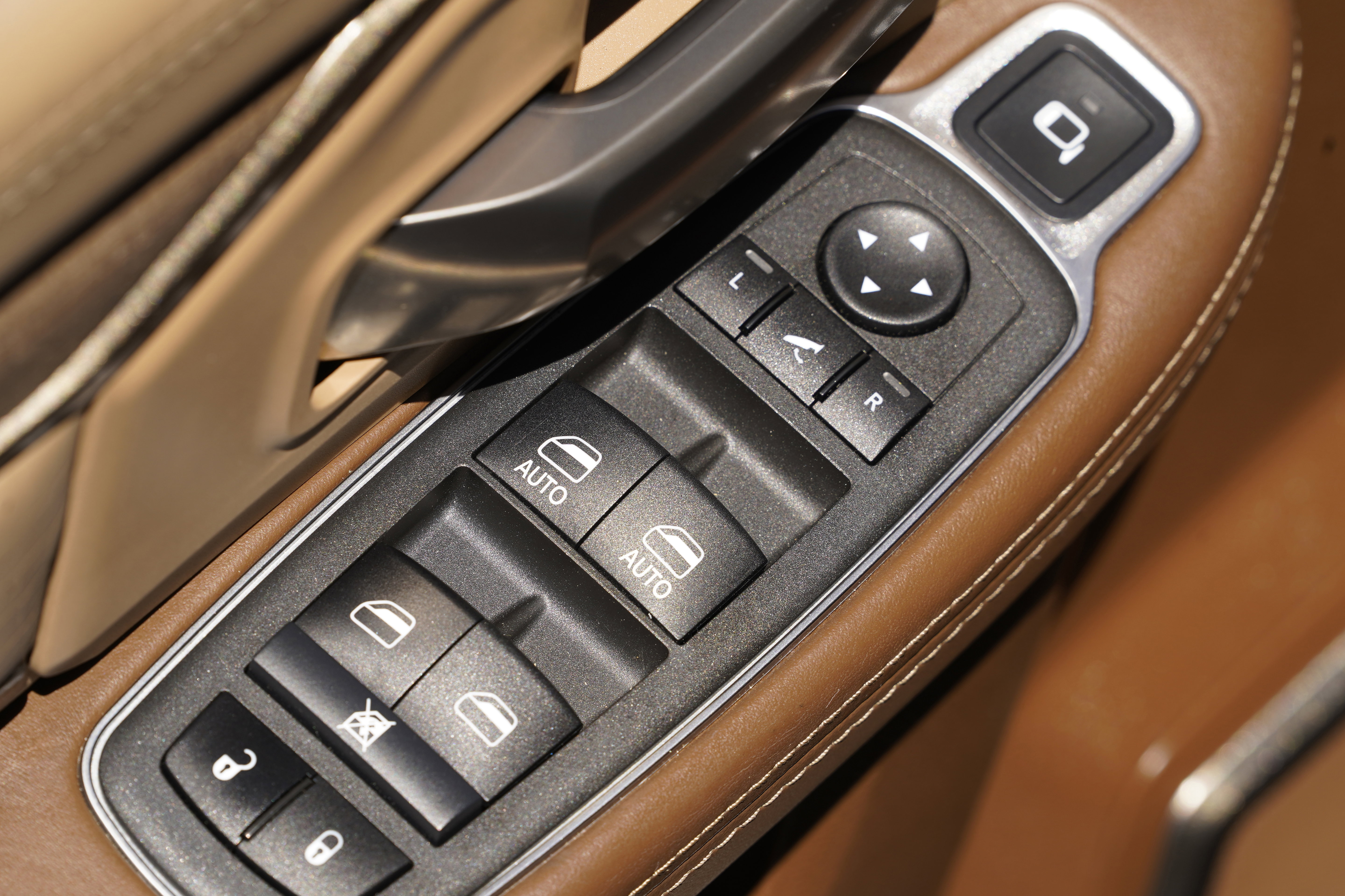 Used 2022 RAM 3500 Limited image 17