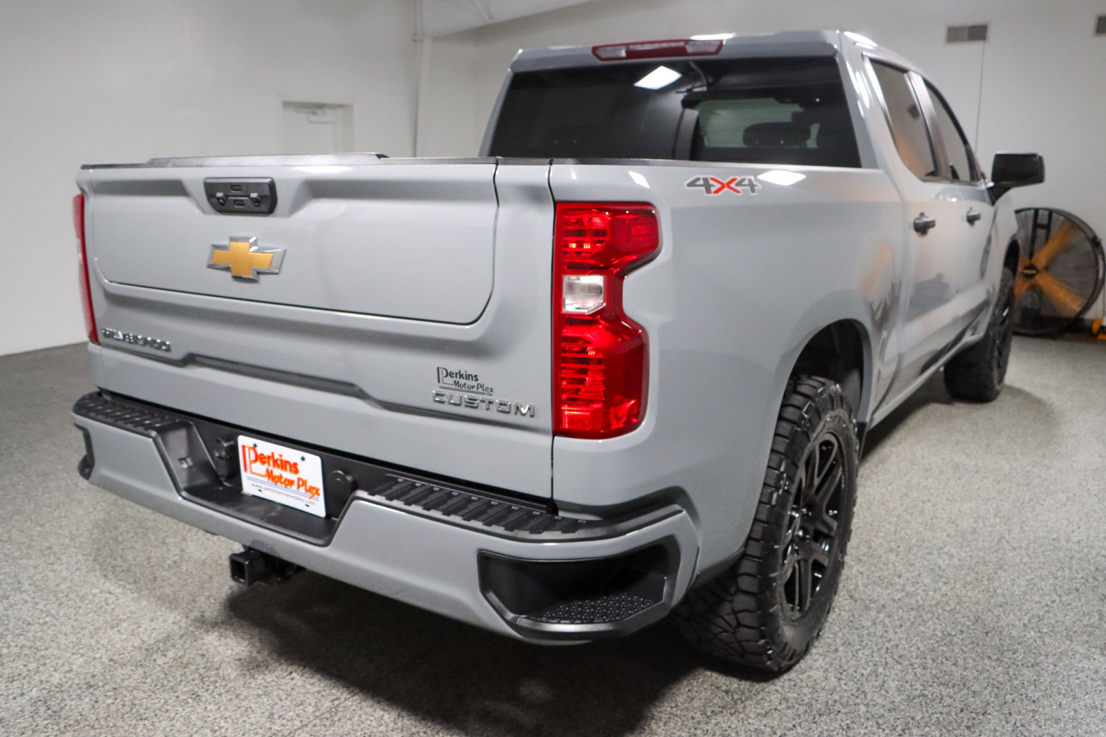 Used 2024 Chevrolet Silverado 1500 Custom AWD/4WD image 7
