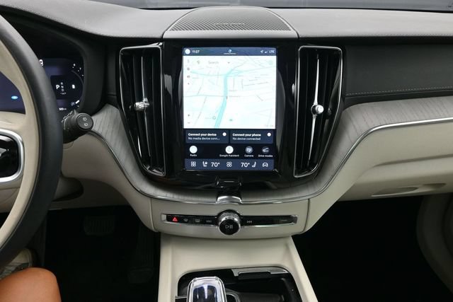 Used 2023 Volvo XC60 B6 Ultimate w/ Climate Package AWD/4WD image 13