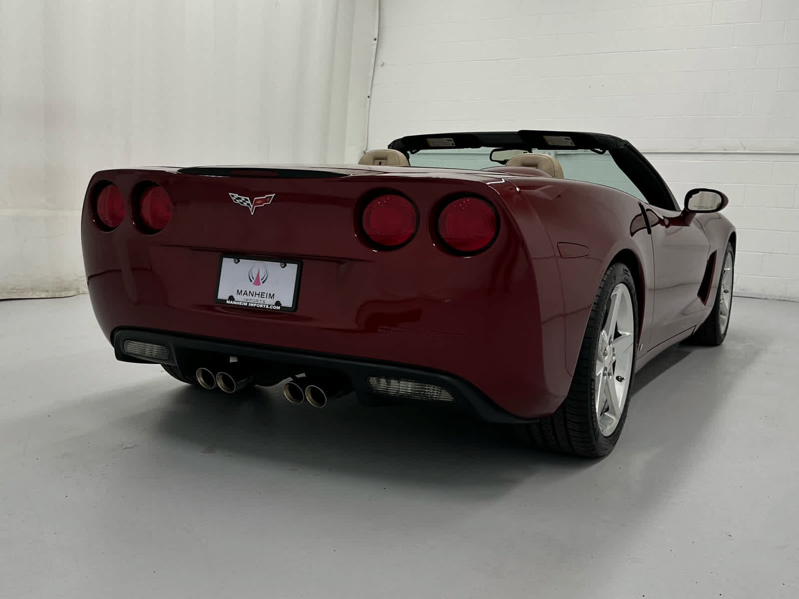 Used 2006 Chevrolet Corvette Convertible w/ Preferred Equipment Group RWD image 6