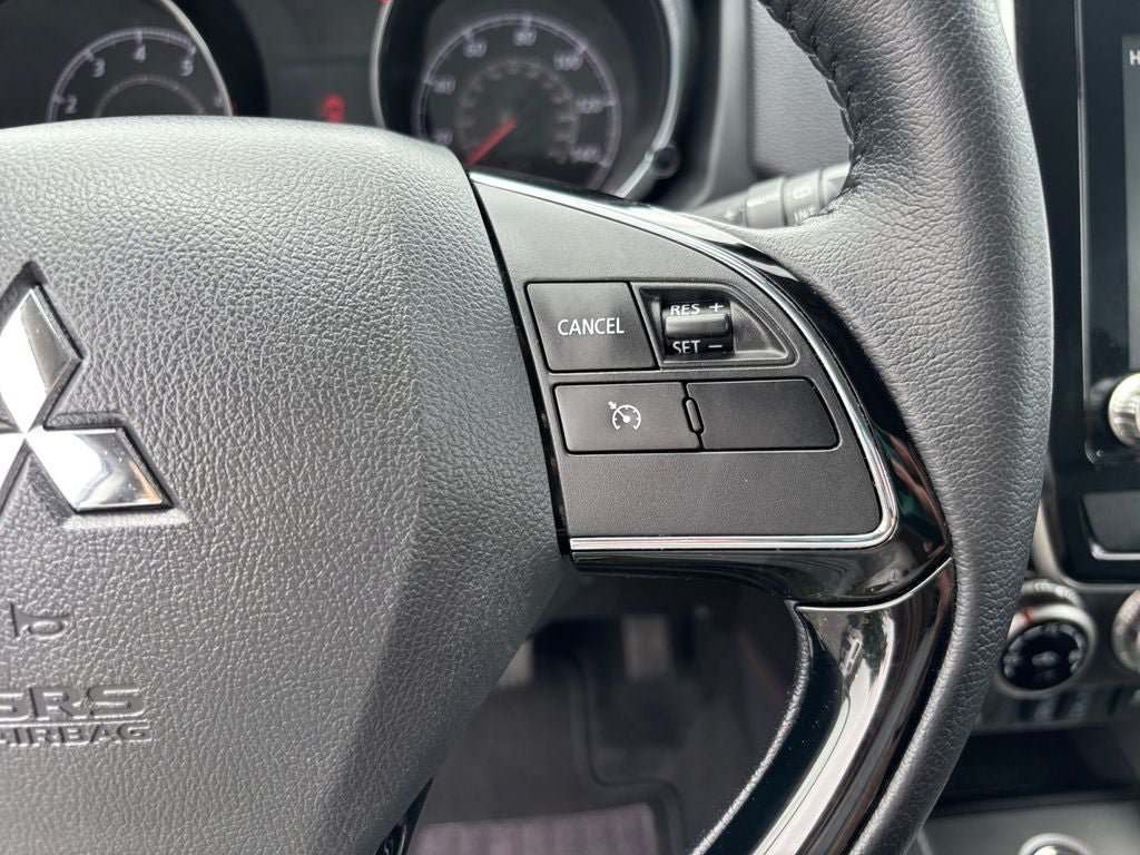Used 2025 Mitsubishi Outlander Sport SE AWD/4WD image 16