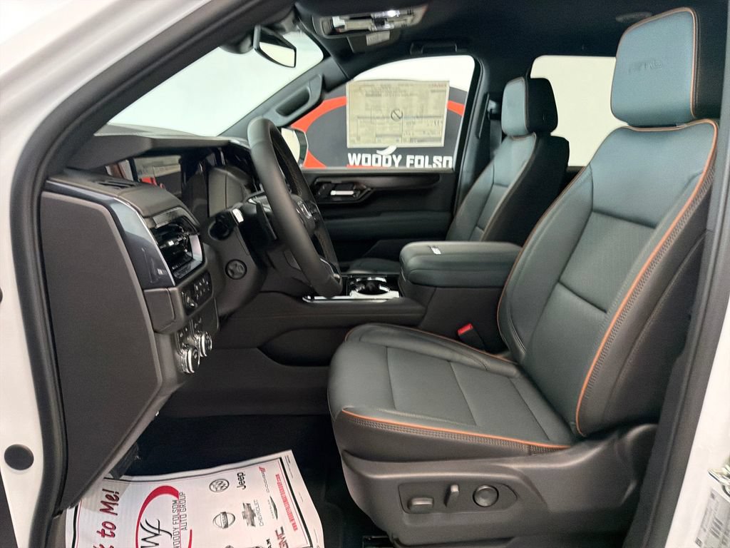 New 2026 GMC Yukon AT4 AWD/4WD image 11