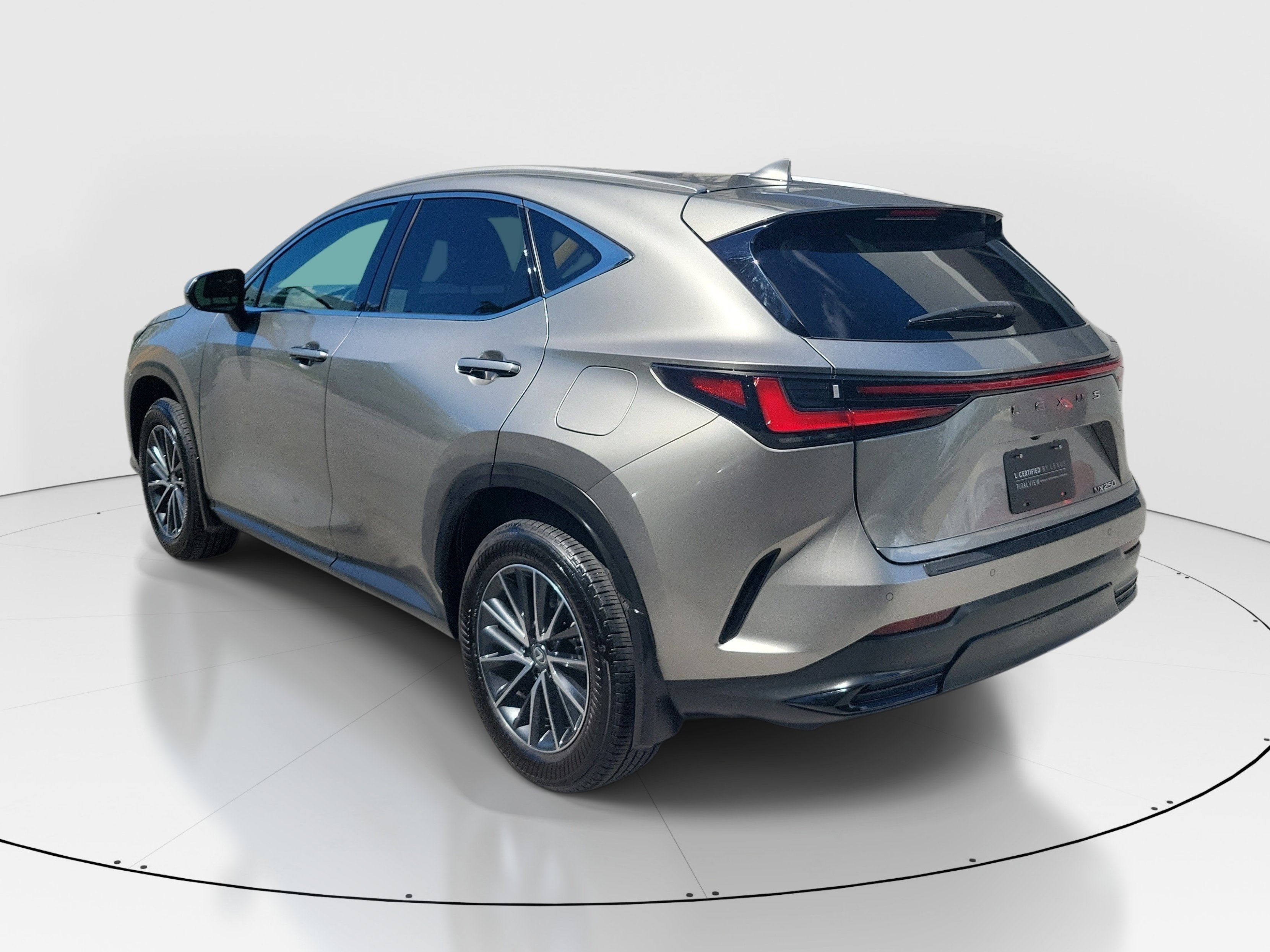 Used 2025 Lexus NX 250 FWD w/ Accessory Package (K3) image 5