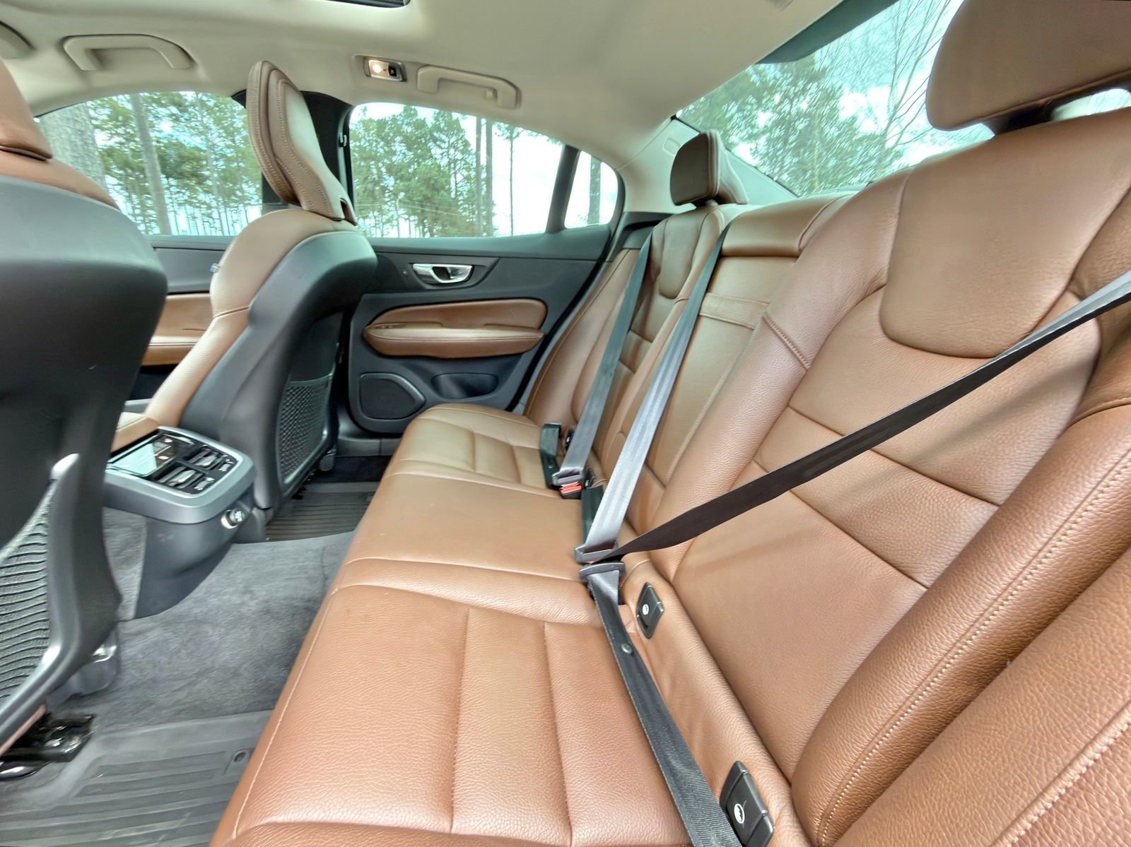 Used 2020 Volvo S60 T6 Inscription image 14