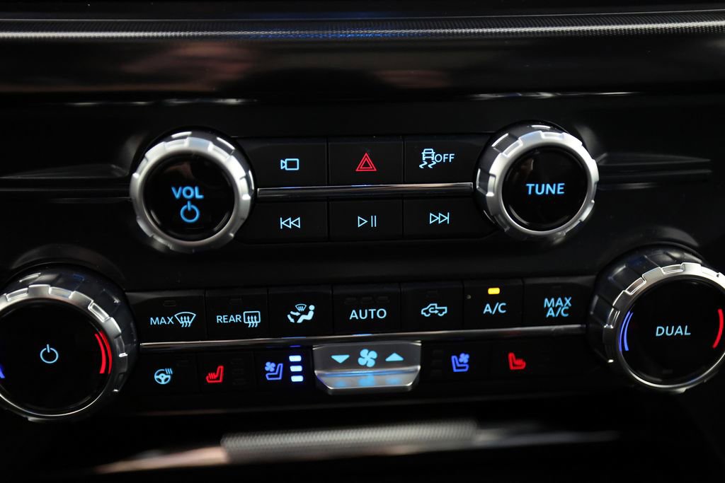 Used 2025 Ford F150 Raptor w/ Equipment Group 803A Raptor R image 29