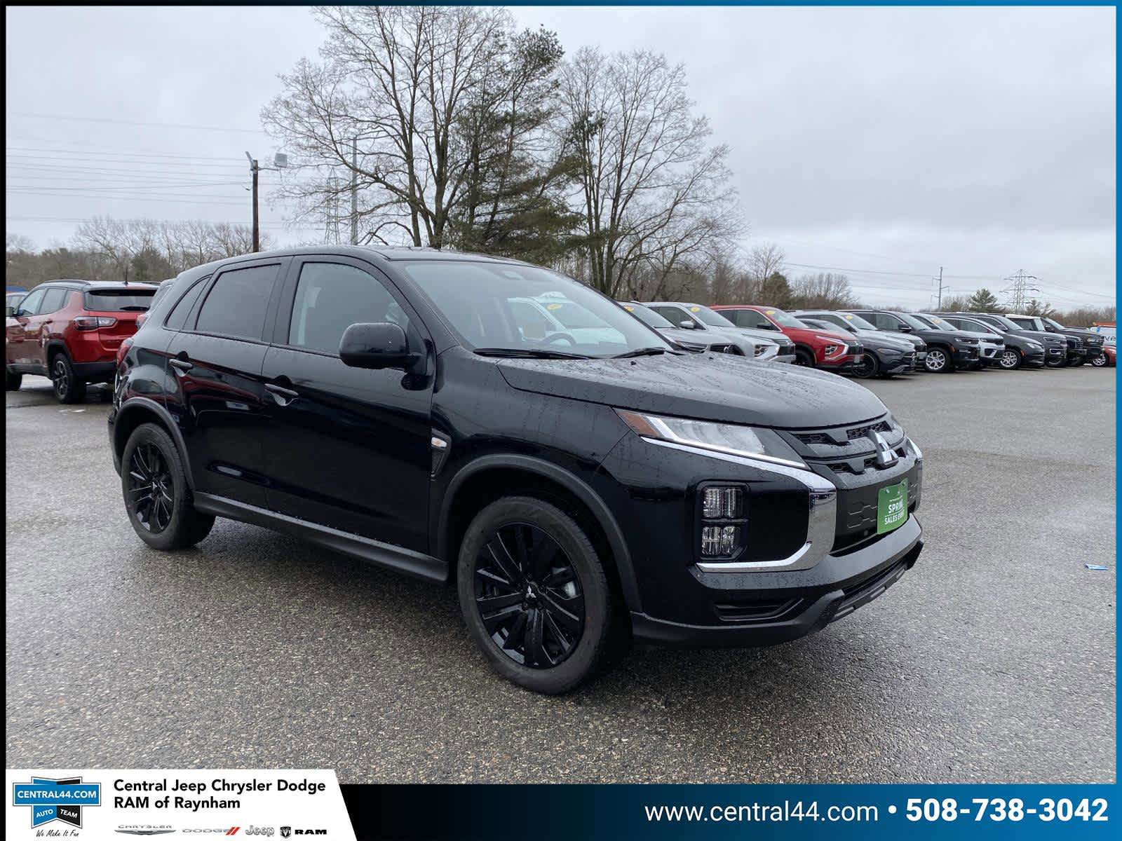 Used 2024 Mitsubishi Outlander Sport LE AWD/4WD image 1