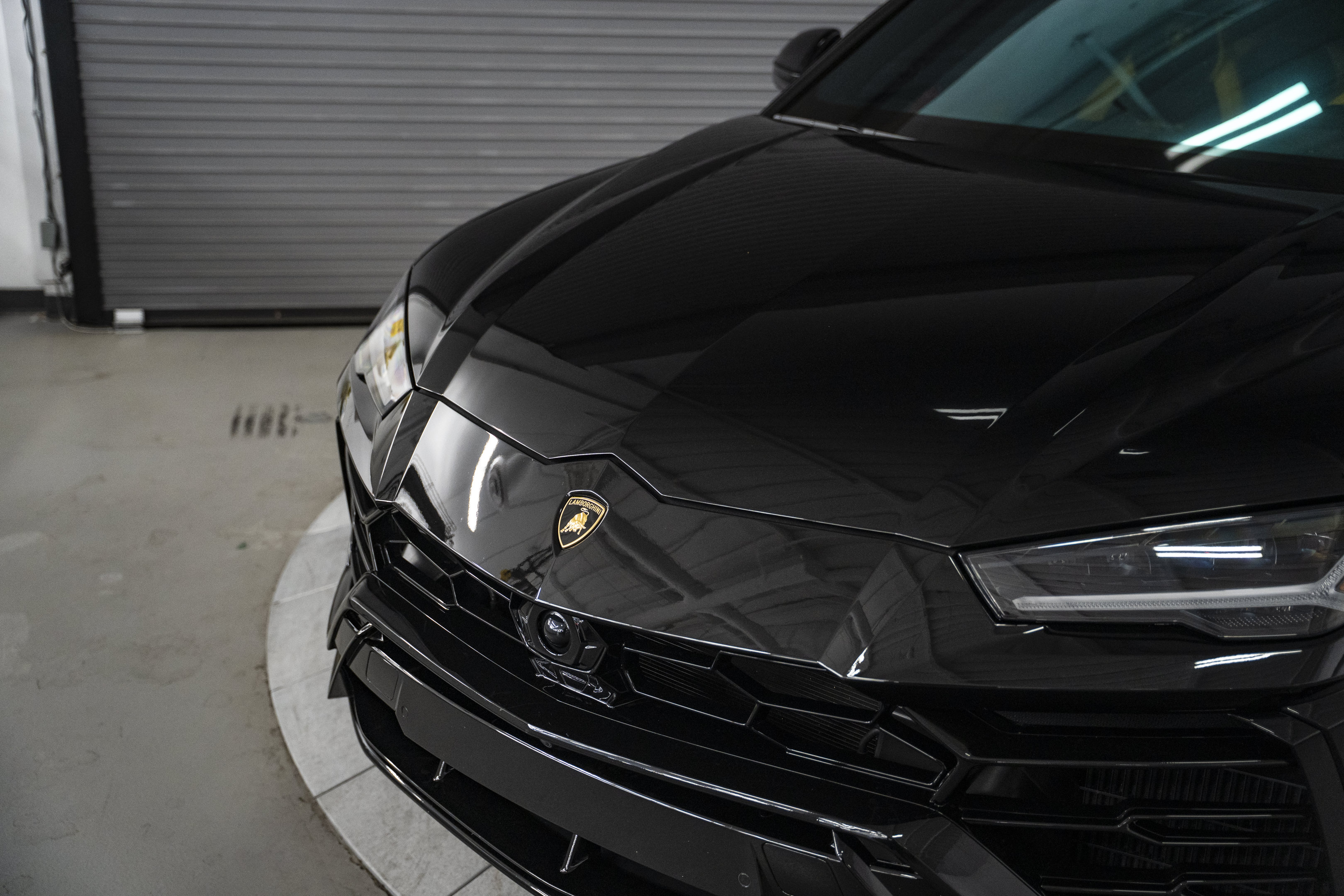 Used 2022 Lamborghini Urus AWD/4WD image 13