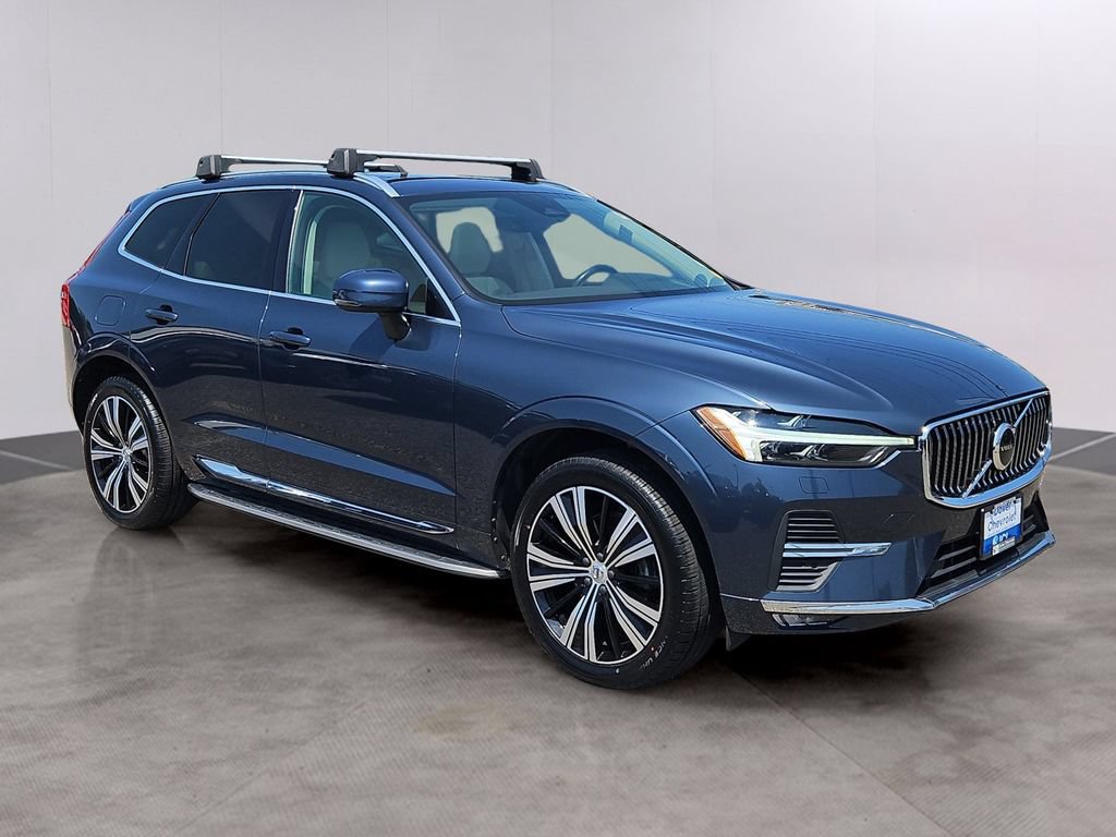 Used 2022 Volvo XC60 B5 Inscription w/ Climate Package AWD/4WD image 3