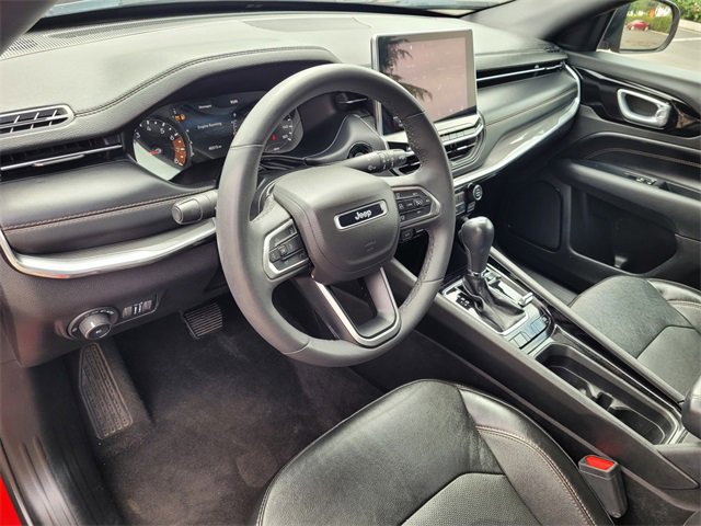 Used 2023 Jeep Compass Limited image 7