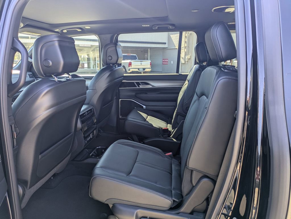 New 2026 Jeep Grand Wagoneer L Limited image 15