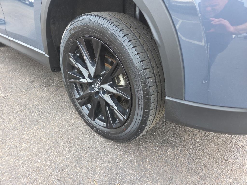 Used 2024 MAZDA CX-5 Carbon Edition image 10