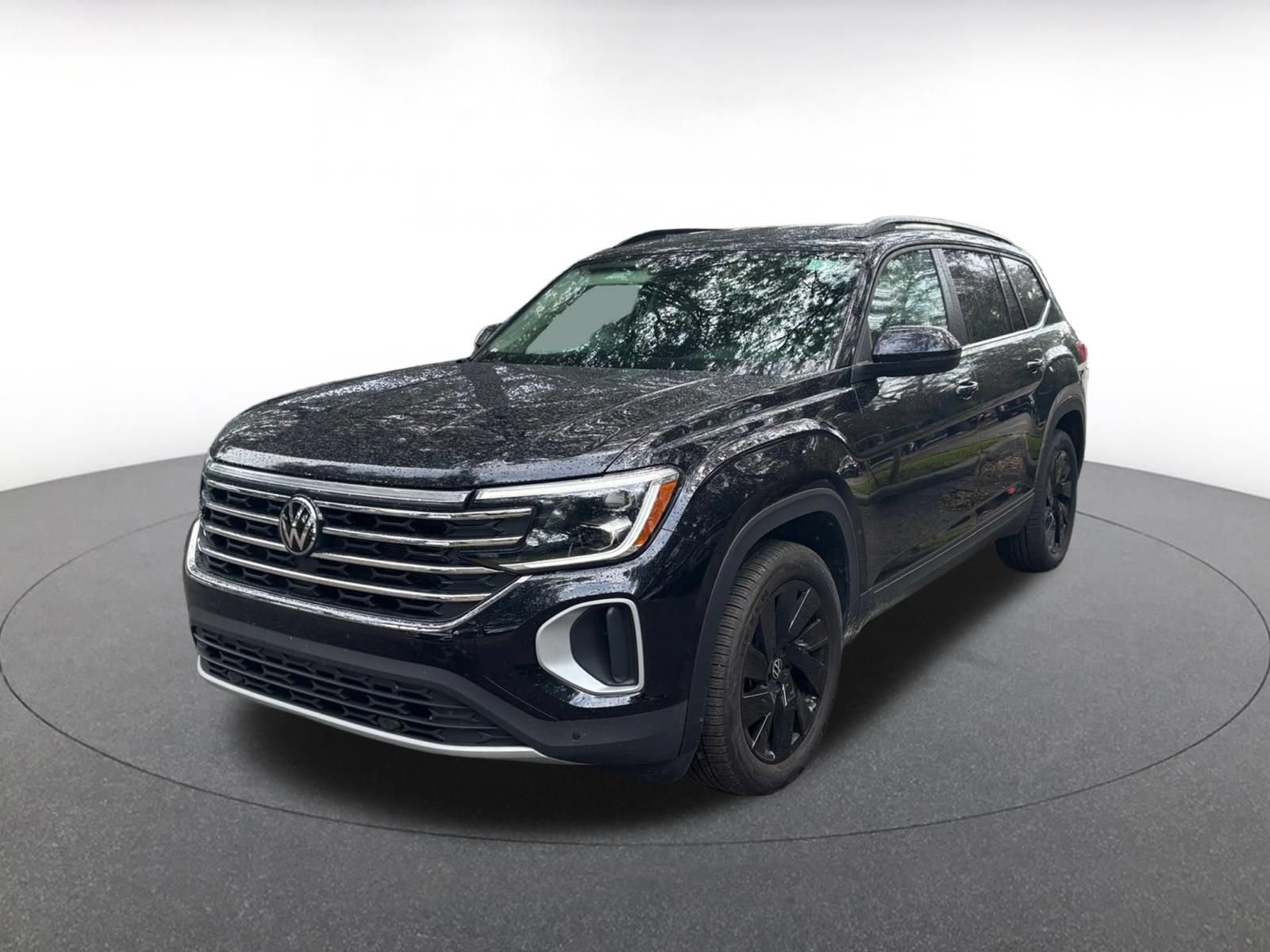 Used 2026 Volkswagen Atlas SE FWD image 4
