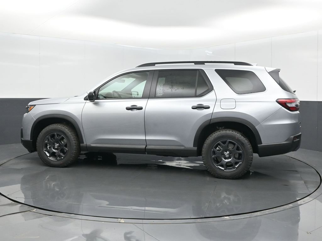 New 2026 Honda Pilot TrailSport image 13