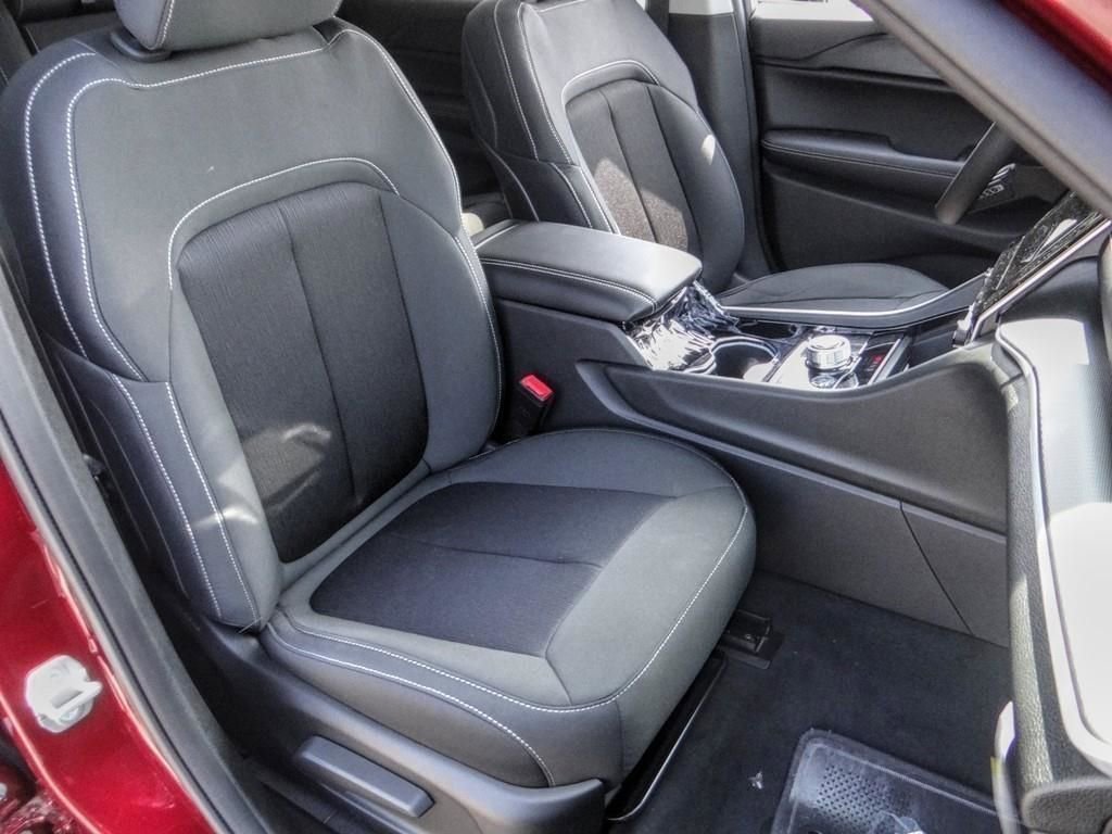 New 2023 Jeep Grand Cherokee L Laredo w/ Trailer Tow Group (B) image 19