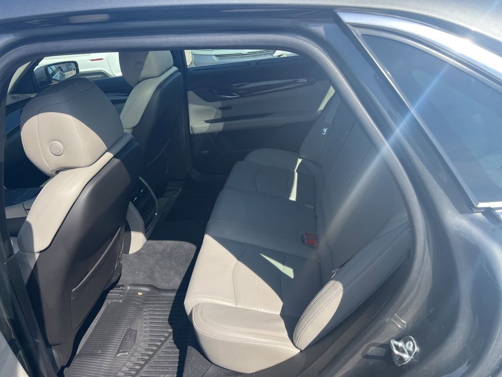 Used 2017 Cadillac CT6 Luxury AWD/4WD image 11