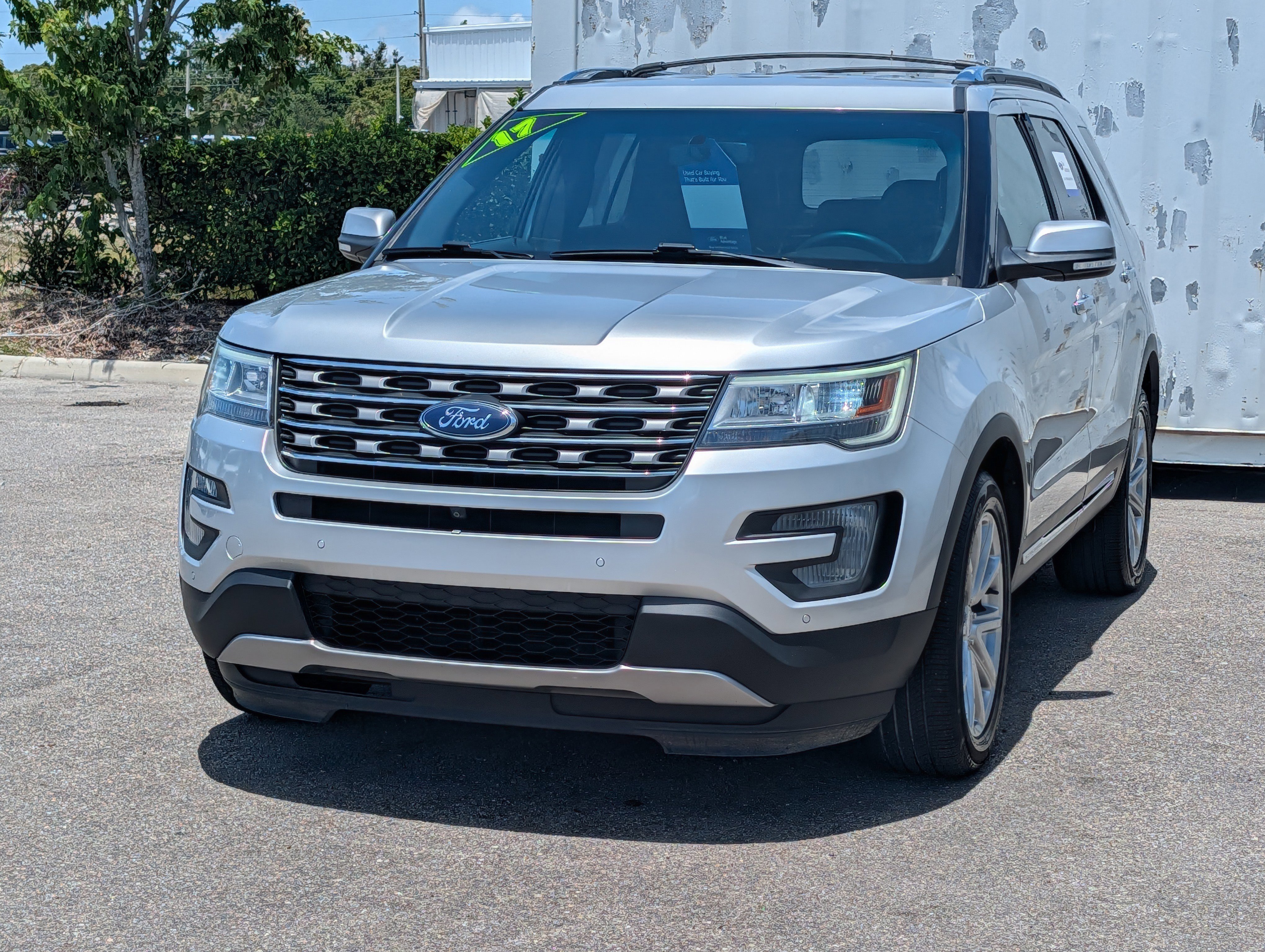 Certified 2017 Ford Explorer Limited AWD/4WD image 7