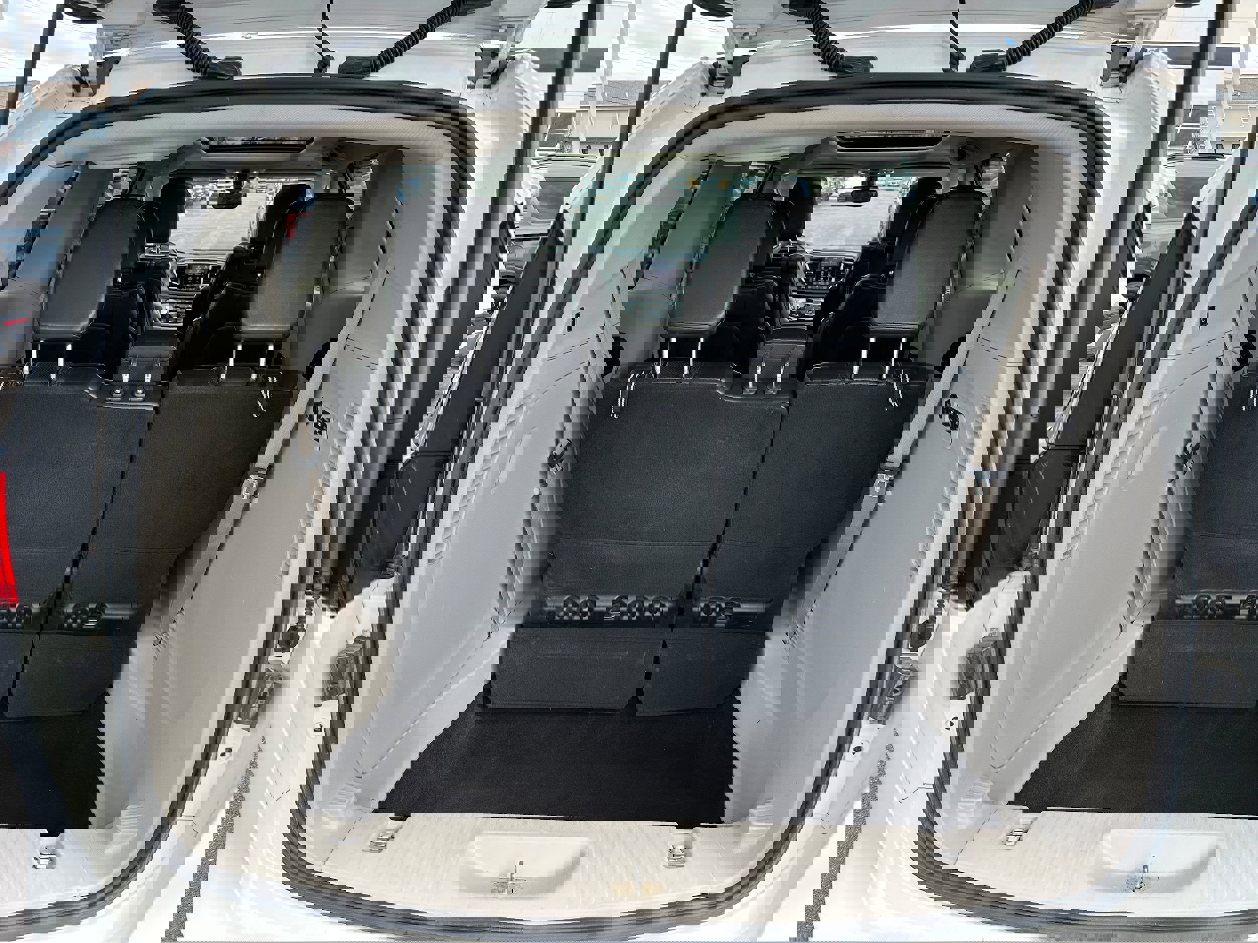 Used 2018 Chrysler Pacifica Limited image 10