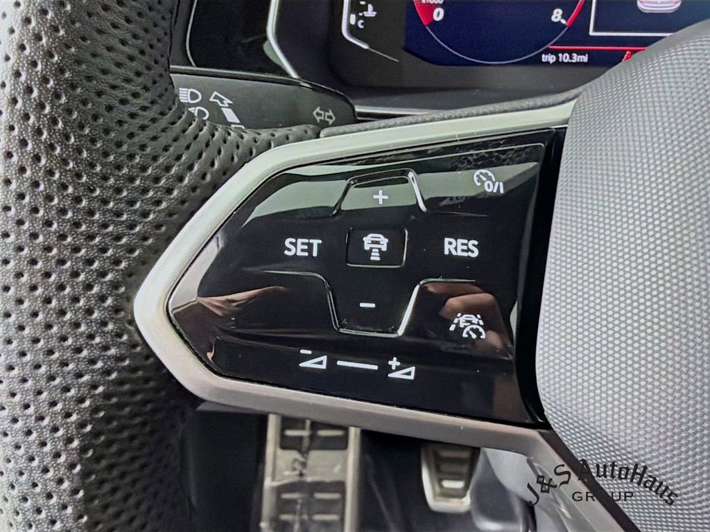 Used 2024 Volkswagen Jetta GLI Autobahn w/ GLI Black Package image 13