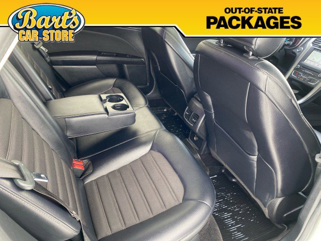 Used 2017 Ford Fusion SE w/ Equipment Group 201A FWD image 11