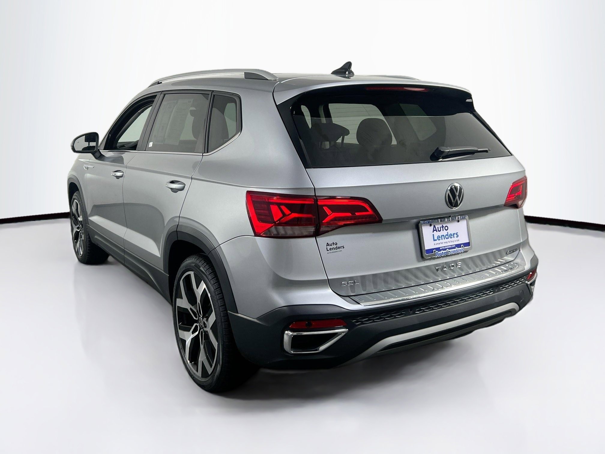 Used 2023 Volkswagen Taos SEL AWD/4WD image 7