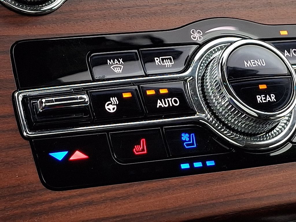 Certified 2023 Lincoln Aviator Reserve w/ Elements Package Plus AWD/4WD image 27