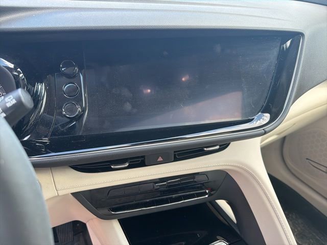 Used 2023 Buick Envision Avenir AWD/4WD image 7