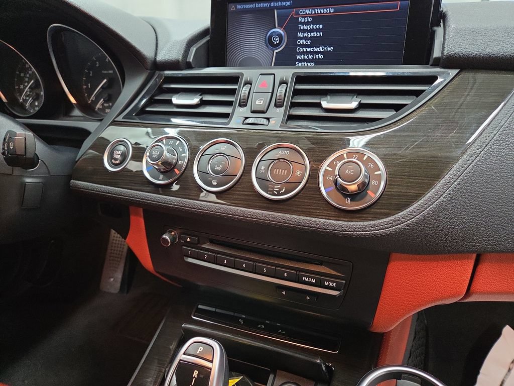 Used 2015 BMW Z4 sDrive35i RWD image 14