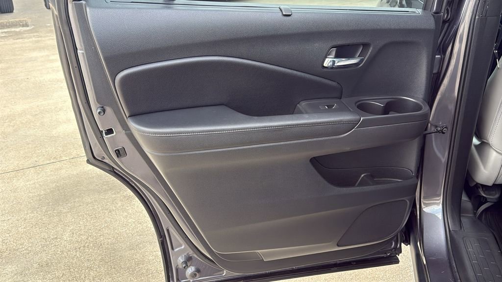 Used 2021 Honda Passport Touring image 17