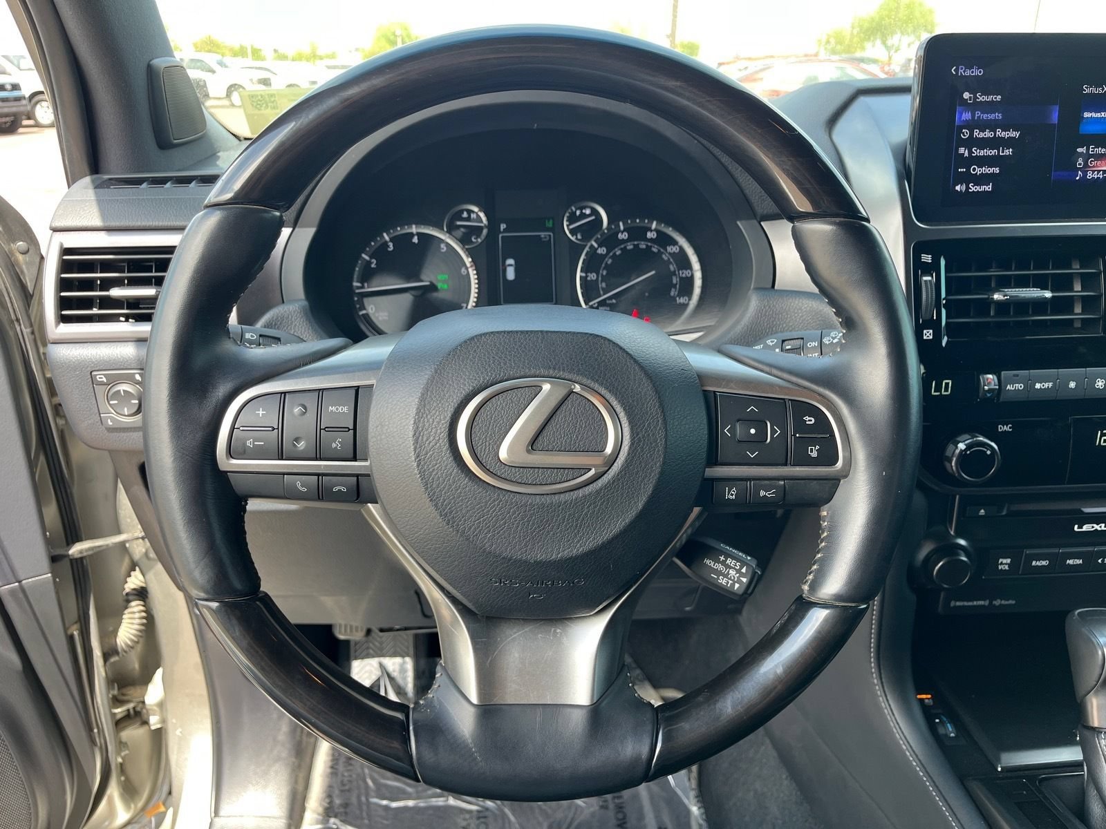 Used 2023 Lexus GX 460 Premium w/ Premium Package AWD/4WD image 18