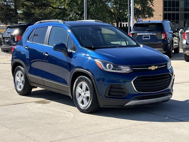 Used 2020 Chevrolet Trax LT w/ LT Convenience Package image 7