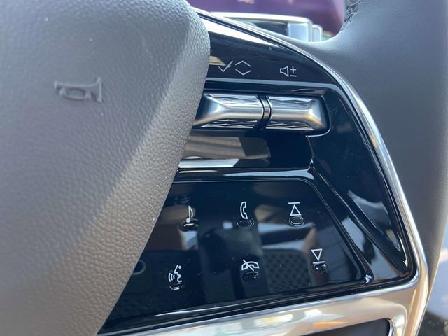 New 2026 Cadillac Escalade Luxury RWD image 16