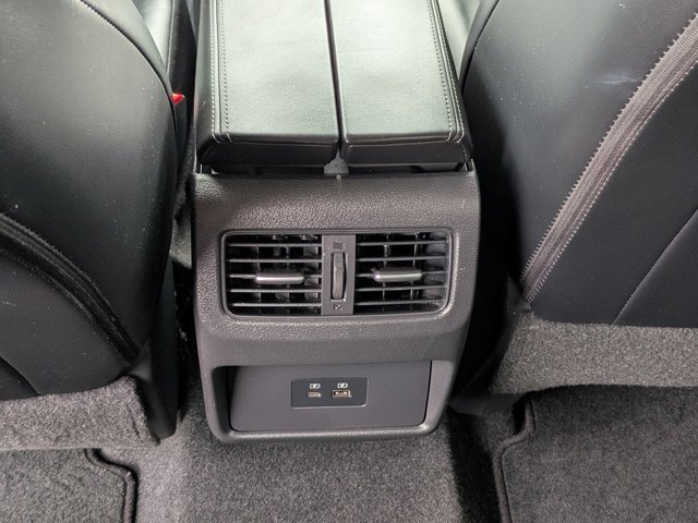 Used 2021 Nissan Rogue SV w/ Premium Package image 16