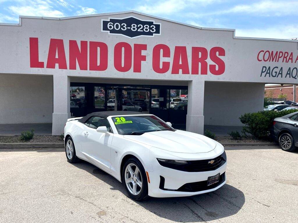 Used 2020 Chevrolet Camaro LT image 2