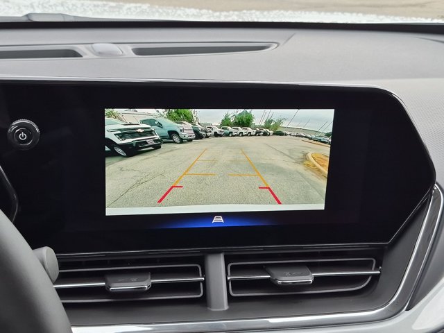 New 2026 Chevrolet Trax LT w/ Sunroof Package FWD image 13