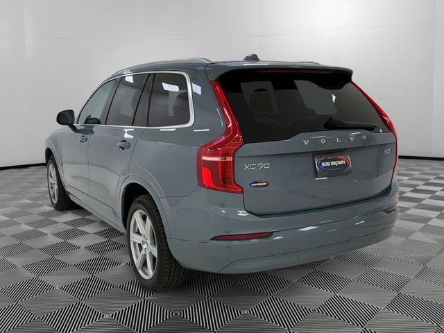 Used 2023 Volvo XC90 B5 Core image 5