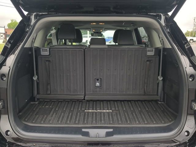 Used 2020 Toyota Highlander Limited AWD/4WD image 12