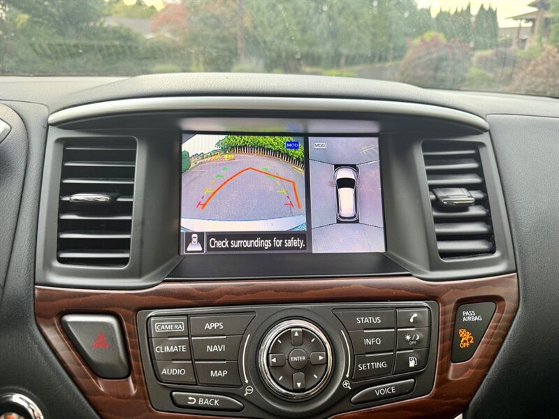 Used 2018 Nissan Pathfinder Platinum AWD/4WD image 13