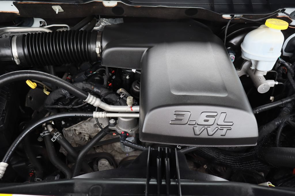 Used 2022 RAM 1500 Classic SLT w/ Electronics Group AWD/4WD image 27