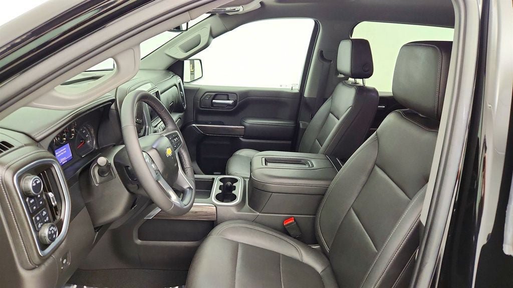 Used 2022 Chevrolet Silverado 1500 LTZ AWD/4WD image 20