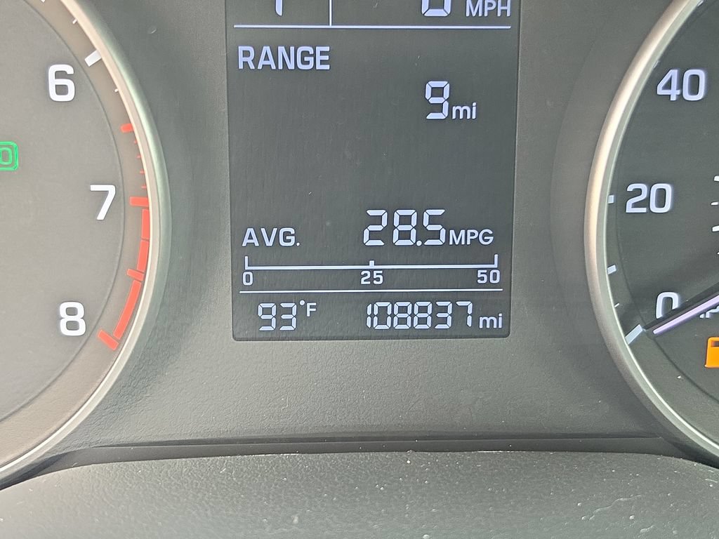 Used 2017 Hyundai Elantra SE FWD image 17