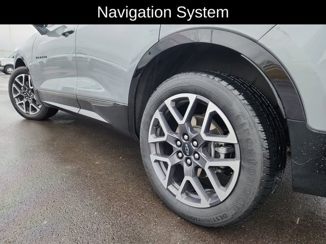 Used 2023 Chevrolet Blazer RS w/ Enhanced Convenience Package image 16