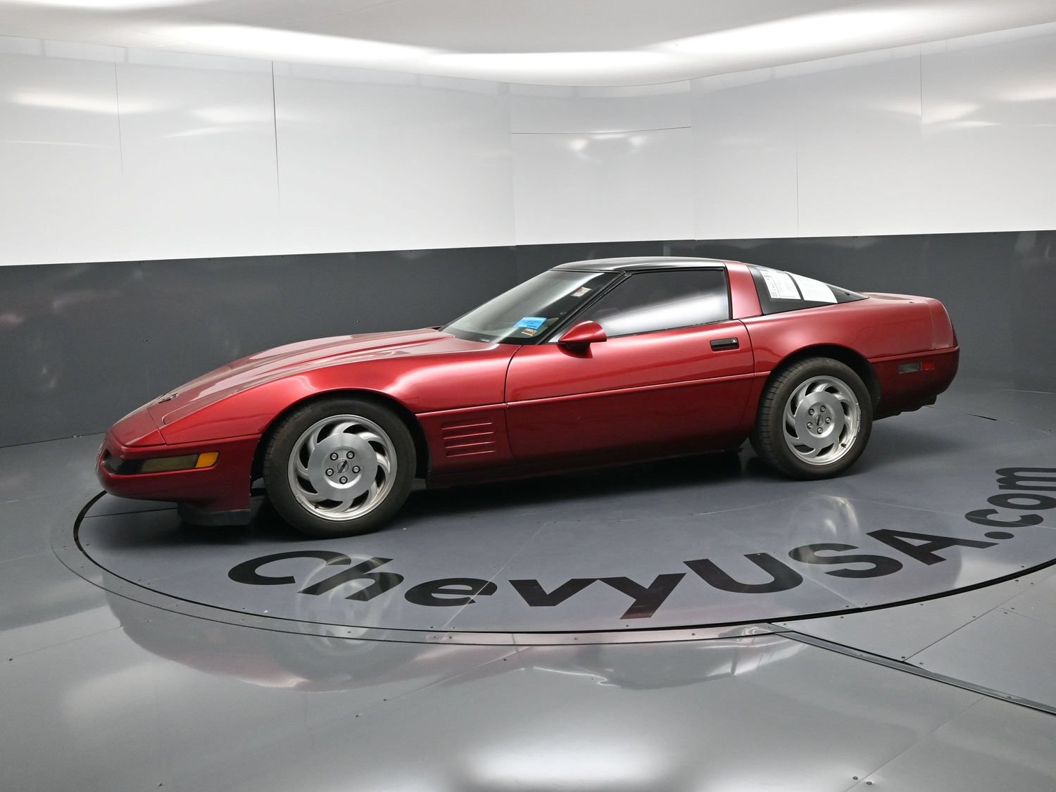 Used 1994 Chevrolet Corvette Coupe RWD image 6