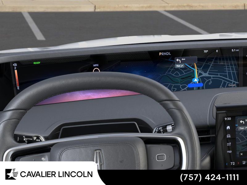 Used 2026 Lincoln Nautilus Premier AWD/4WD image 13