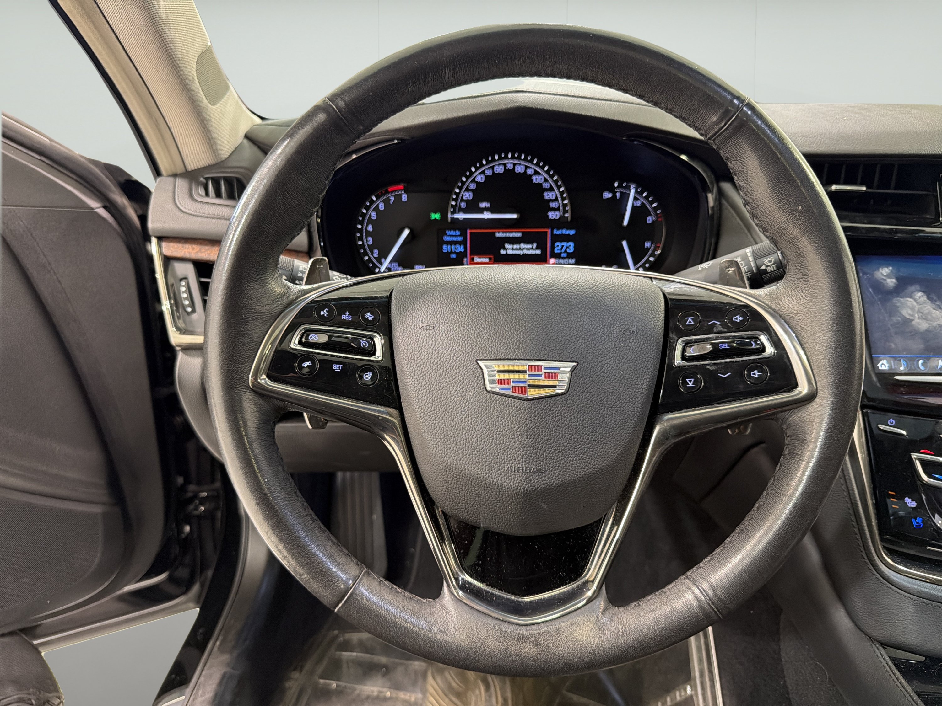 Used 2019 Cadillac CTS Luxury RWD image 15
