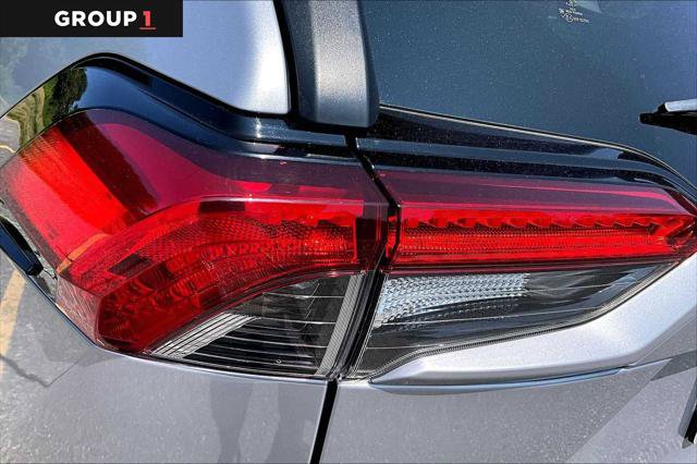 Certified 2019 Toyota RAV4 XLE Premium FWD image 28