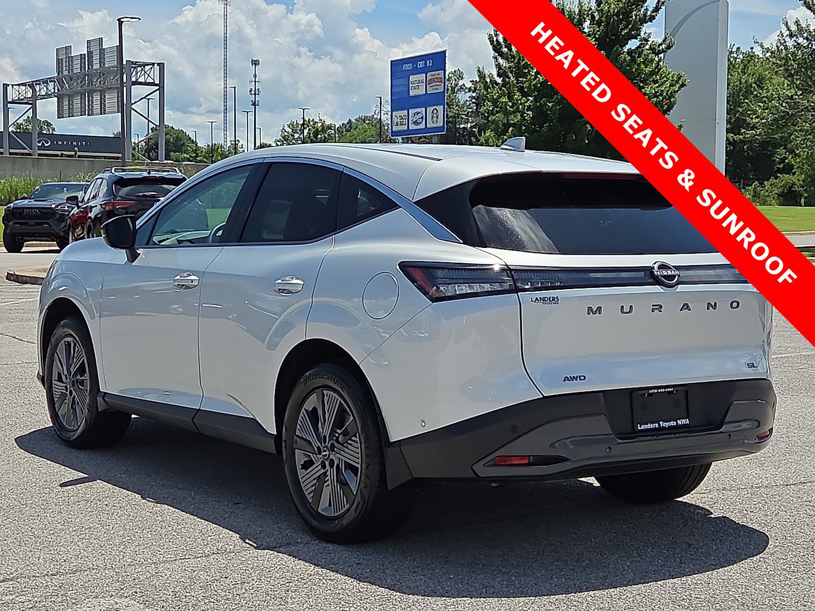 Used 2025 Nissan Murano SL AWD/4WD image 4