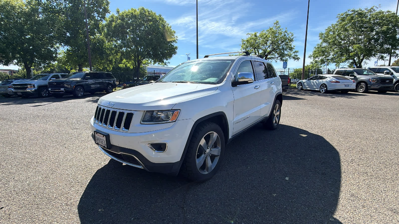 Used 2014 Jeep Grand Cherokee Limited w/ Trailer Tow Group IV AWD/4WD image 1