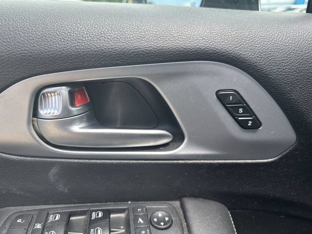 Used 2018 Chrysler Pacifica Limited w/ S Appearance Package FWD image 51