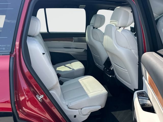 Used 2026 Cadillac Vistiq Sport AWD/4WD image 21