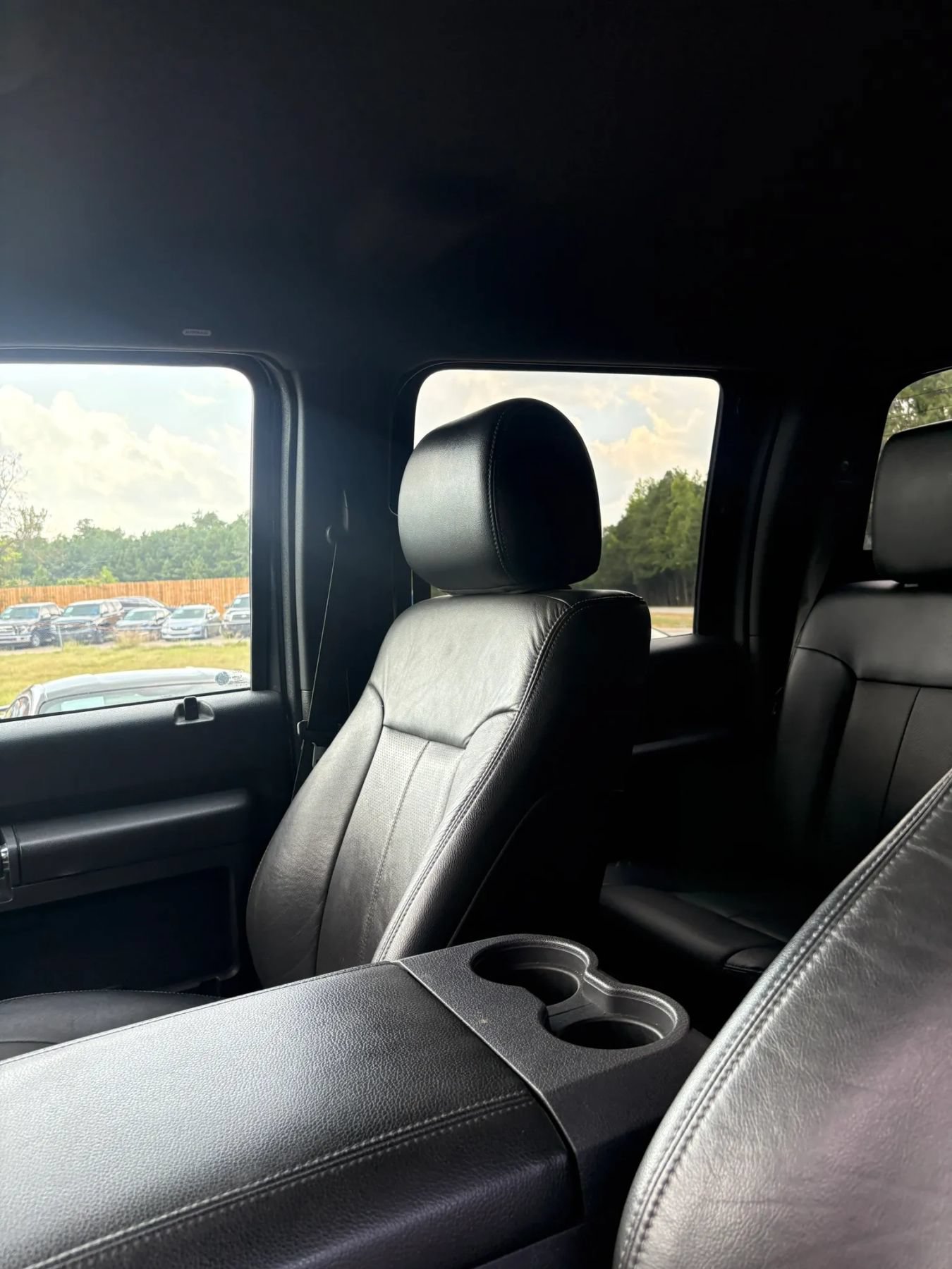 Used 2015 Ford F250 Lariat w/ Lariat Chrome Package AWD/4WD image 11